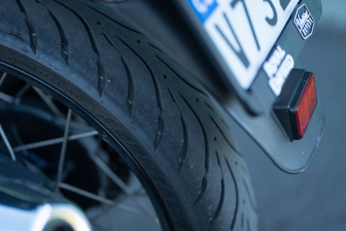 ROYAL ENFIELD CONTINENTAL GT650 MR. CLEAN