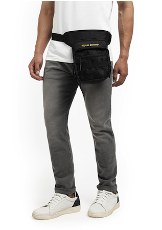 CARRY AROUND POUCH BLACK