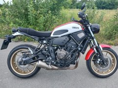 YAMAHA XSR700