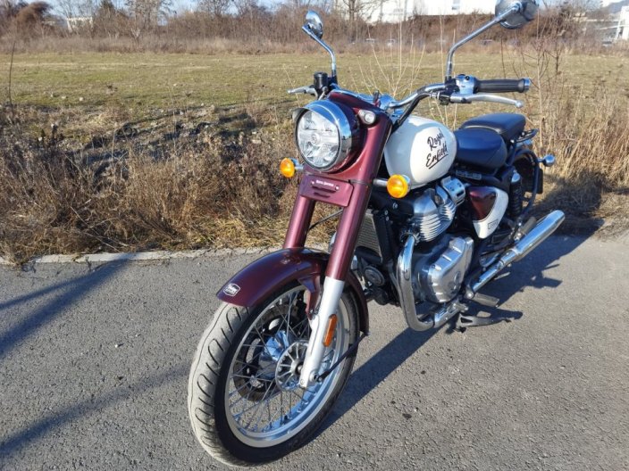 ROYAL ENFIELD CLASSIC 650 CHROME RED VALLAM RED