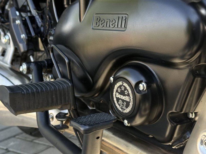 BENELLI IMPERIALE 400