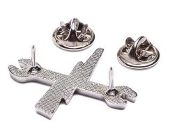 RE ODZNAK METAL SPARK AND SPANNER