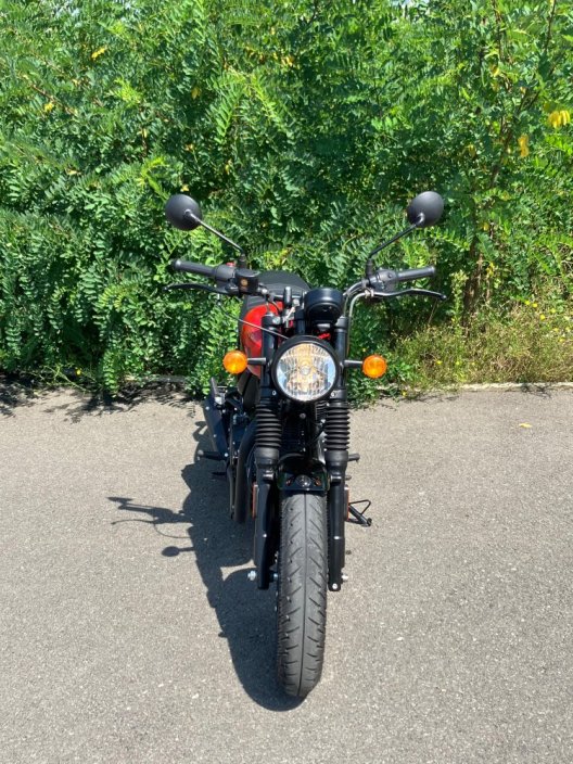 ROYAL ENFIELD HNTR350 REBEL RED